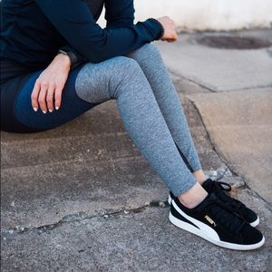 Puma Suede Black and White Sneakers Size 8